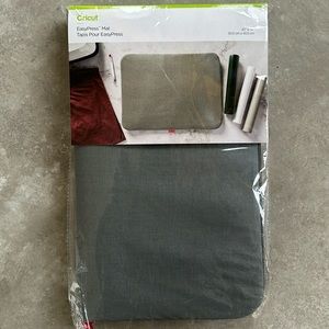 Cricut EasyPress Mat 20” X 16”